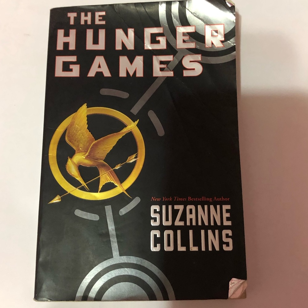 The hunger games book 1